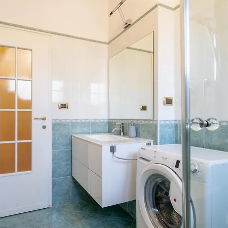 Guzzi Lovers: La Perfetta A Mandello Appartement *