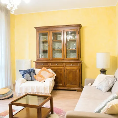 Guzzi Lovers: La Perfetta A Mandello Appartement Mandello del Lario