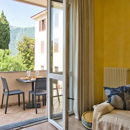Appartement Guzzi Lovers: La Perfetta A Mandello *