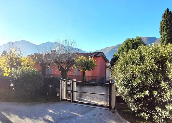 Guzzi Lovers: La Perfetta A Mandello