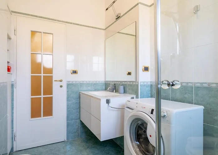 Guzzi Lovers: La Perfetta A Mandello Apartament *