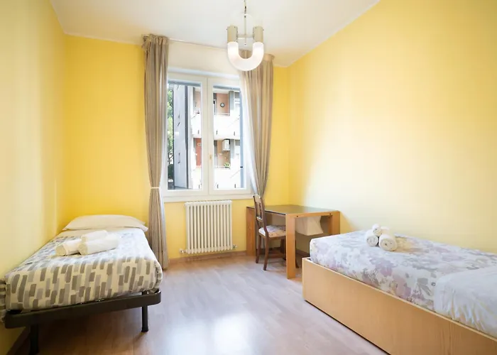 Guzzi Lovers: La Perfetta A Mandello Apartament