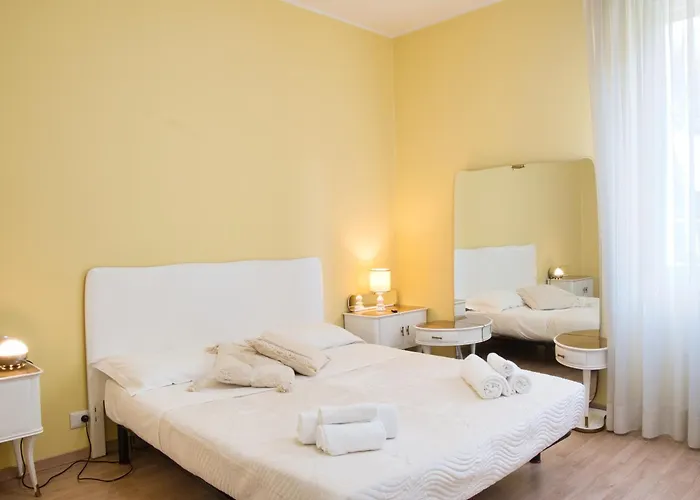 Guzzi Lovers: La Perfetta A Mandello *